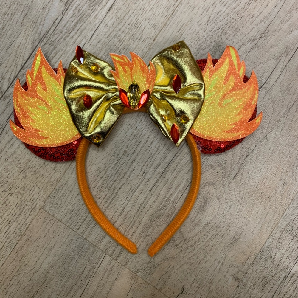 NEW Disney Minnie Mouse Ears Fiery Flame Headband Girls